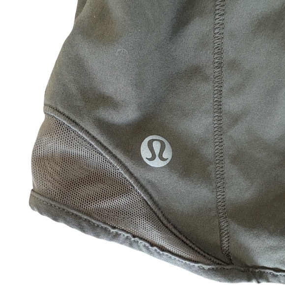 Lululemon Speed Up HR Shorts 2.5” Olive Size 0 - Picture 3 of 5